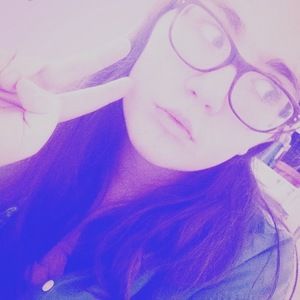 Meet your Posher, Lily